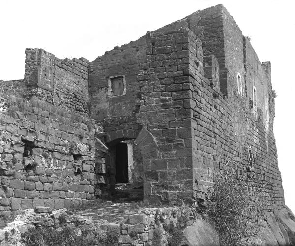 Castell d’Eramprunyà. Anys 30. Foto: Paulí Agramont. AMG.