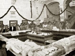 IV Concurs d’Espàrrecs al vestíbul de l’antic Ajuntament. Any 1935. AMG.